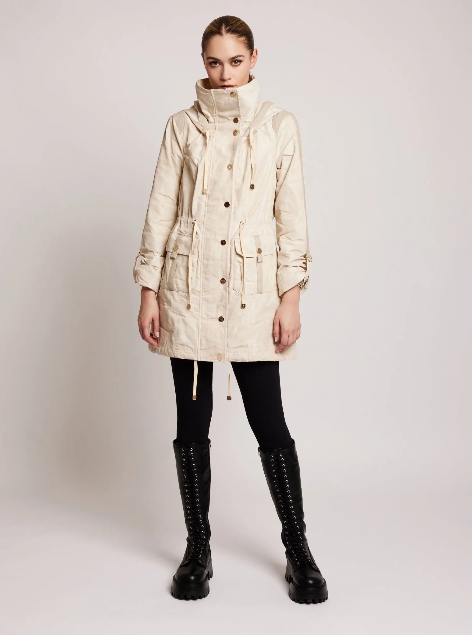 Camo Anorak Gold Collection - White - Image 15