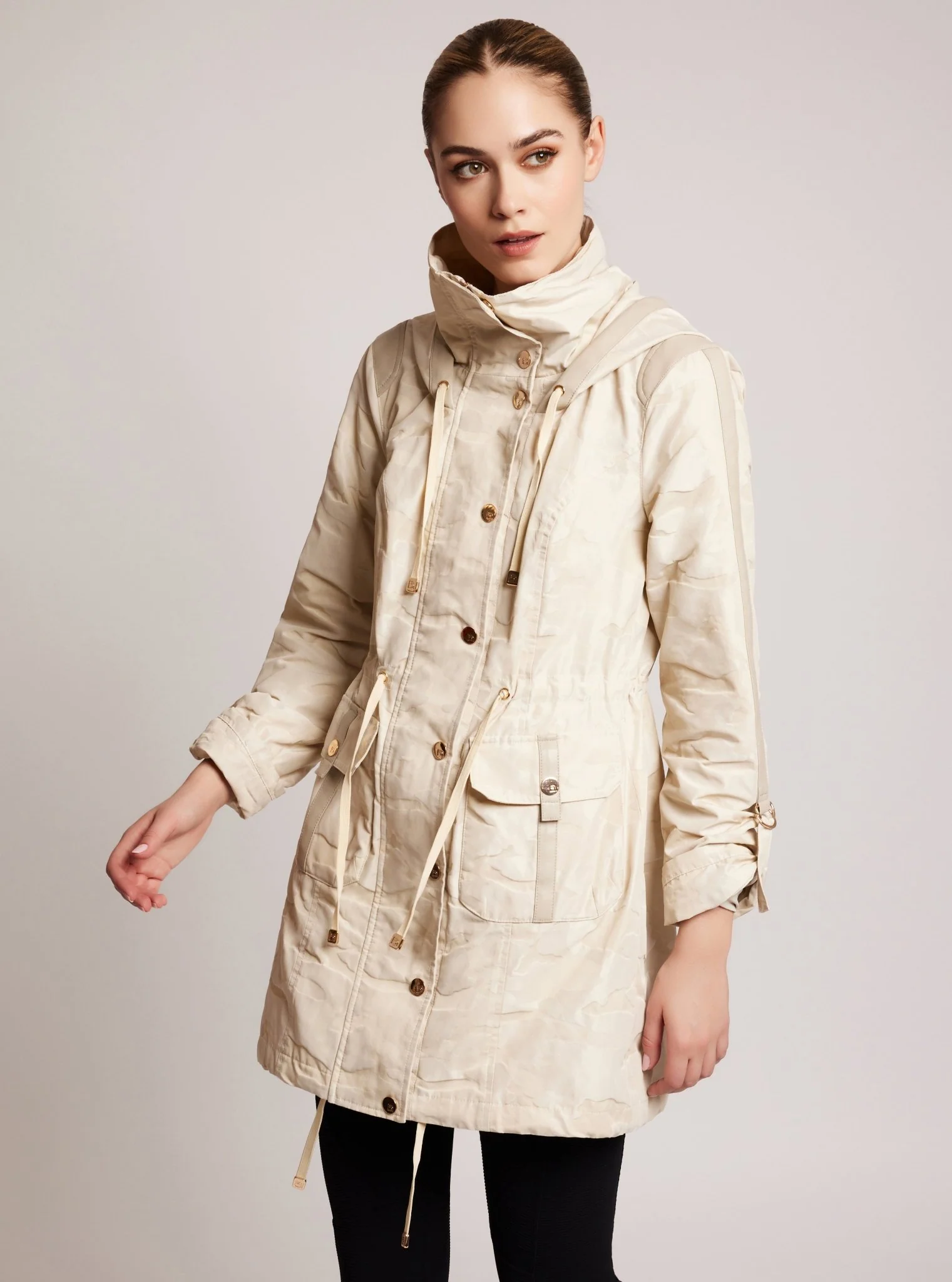 Camo Anorak Gold Collection - White - Image 16
