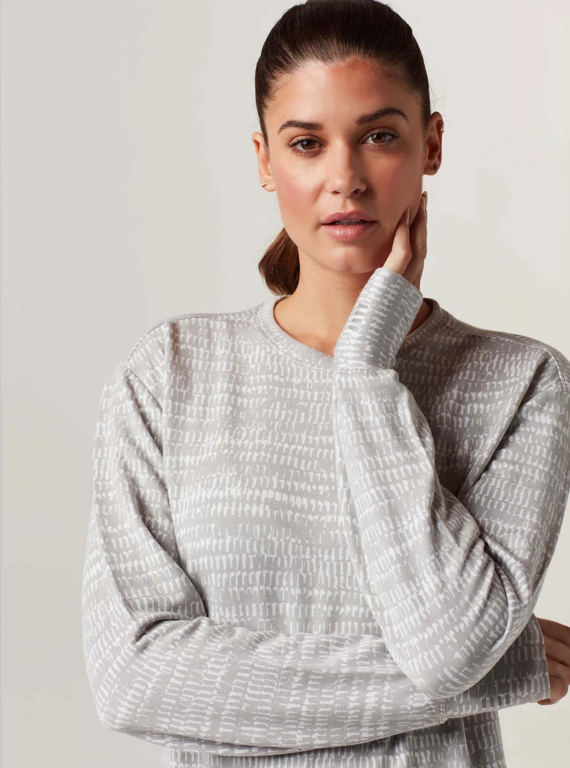 Luxe Fleece Sweatshirt - Light Gray - FINAL SALE - Image 4