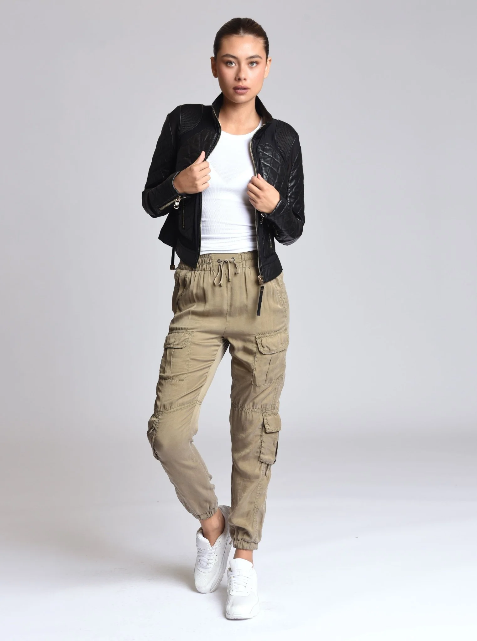 Phoenix Tencel Cargo Jogger - Image 5