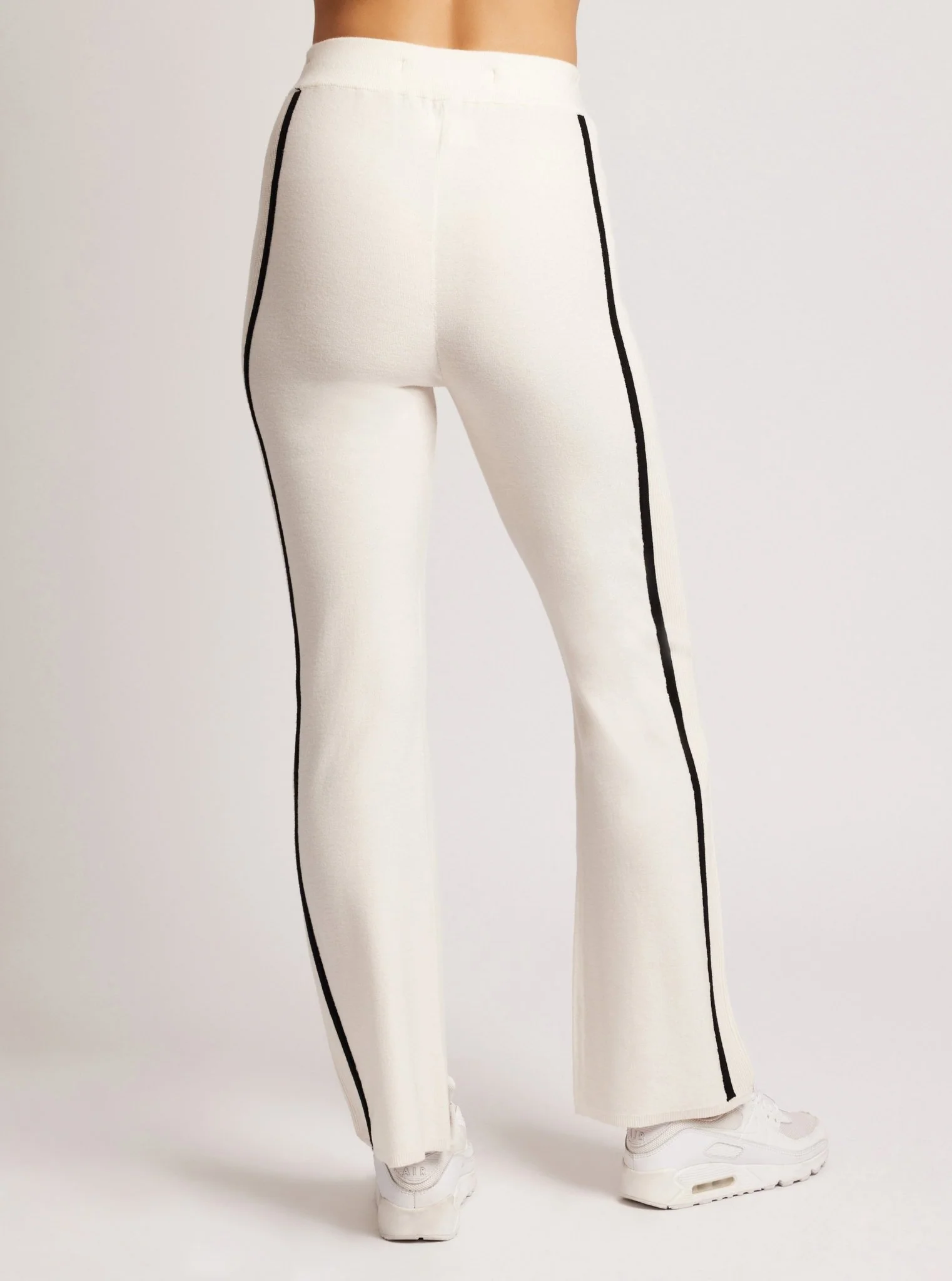 Portola Sweaterknit Bootcut Pant - Dark Forest or Mocha Bisque - FINAL SALE - Image 6